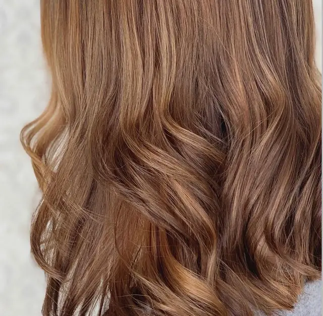 Balayage cald, caramel și ciocolată